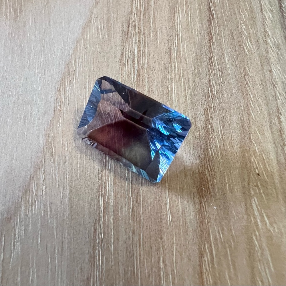Multi-Banded Fluorite 14ctw - Picture 4 of 8